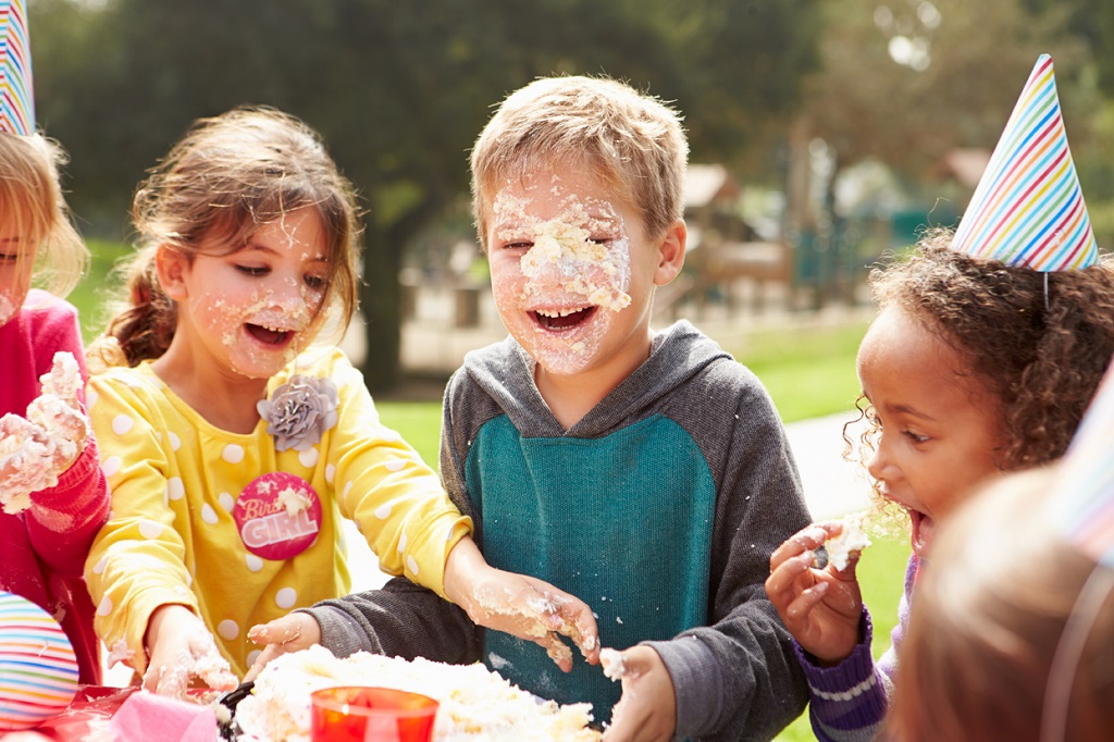 How do you engage kids in a party?