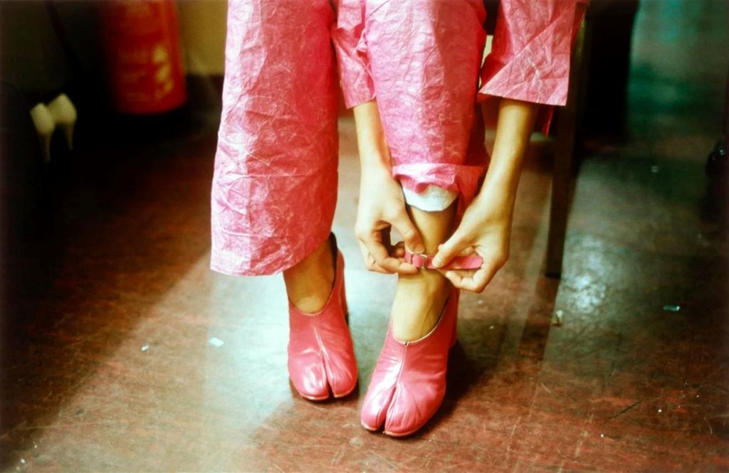 Close-up of modern split toe shoes designed for optimal fit, support, and fashion